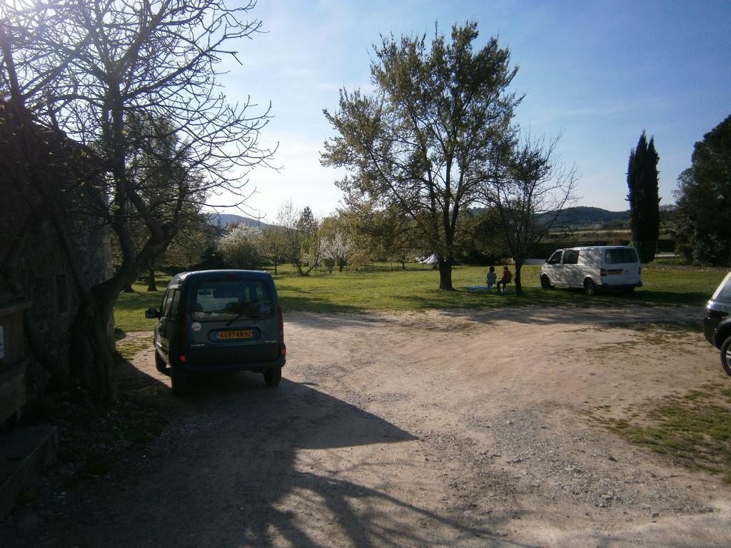 Gite L'Etape Vallon-Pont-d'Arc Exterior photo
